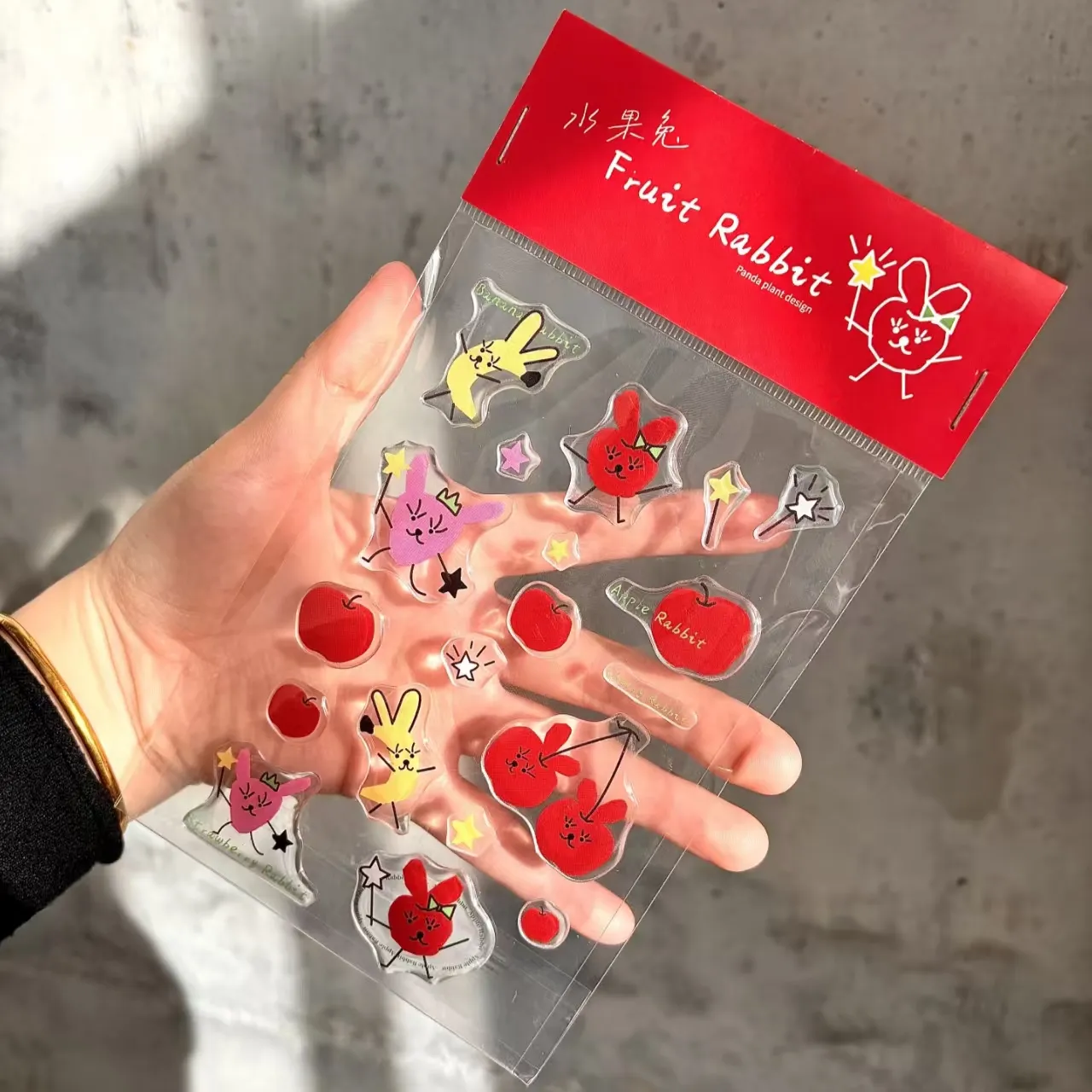 ¿Por qué las etiquetas epoxi hacen que los productos parezcan más premium?