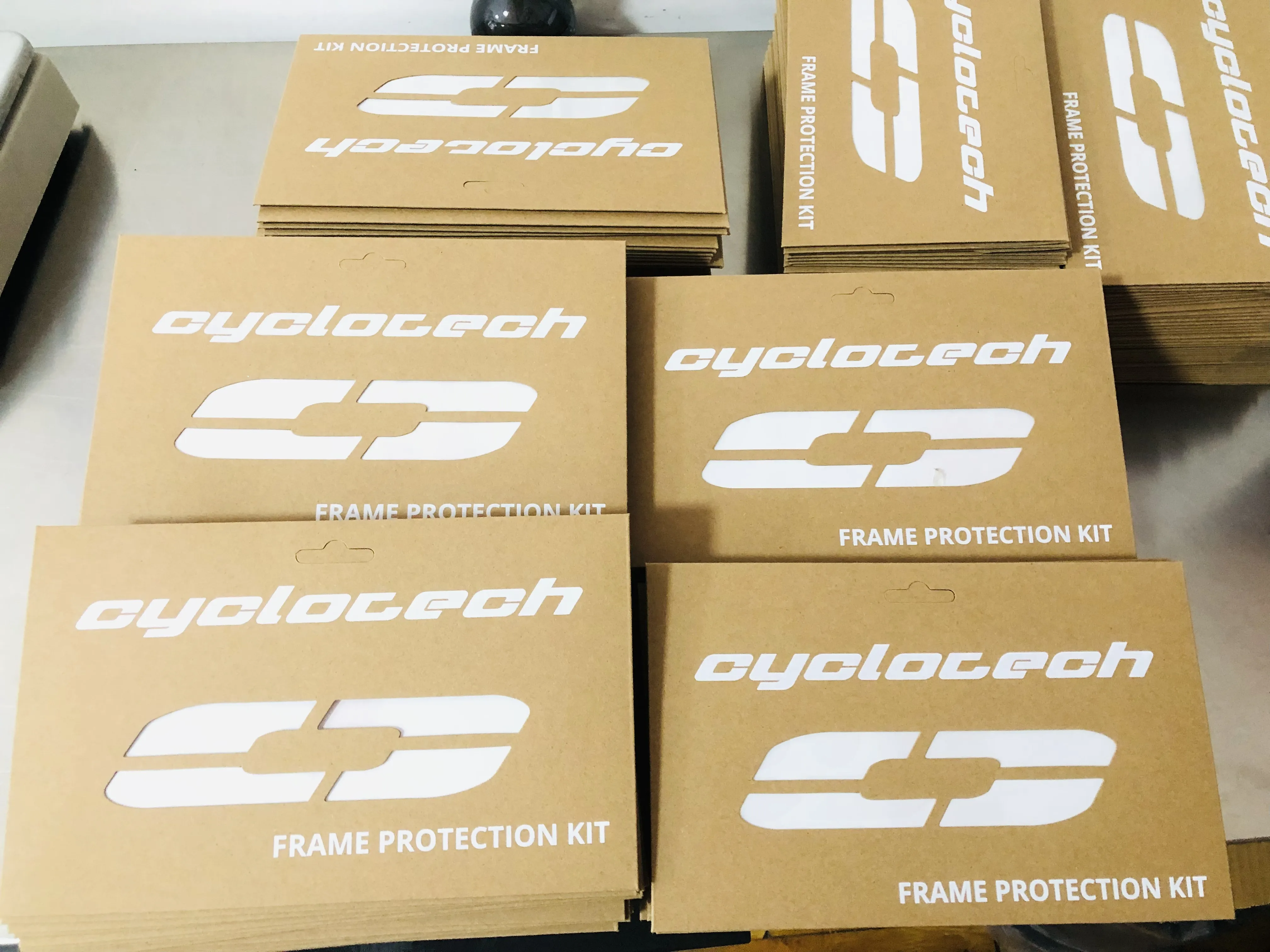 Las pegatinas para cuadros de bicicletas ya se envían a los Países Bajos