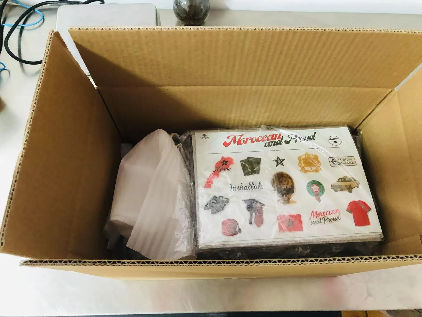 El cliente ha vuelto a pedir las etiquetas de resina epoxi JOJO Pack