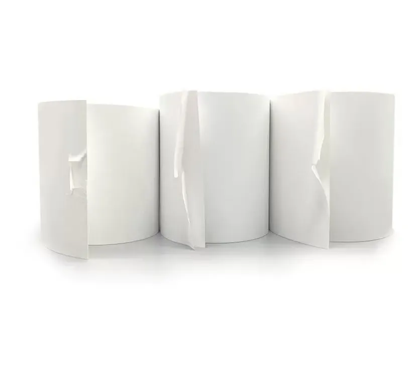 Etiqueta de papel frágil contra la cuenta