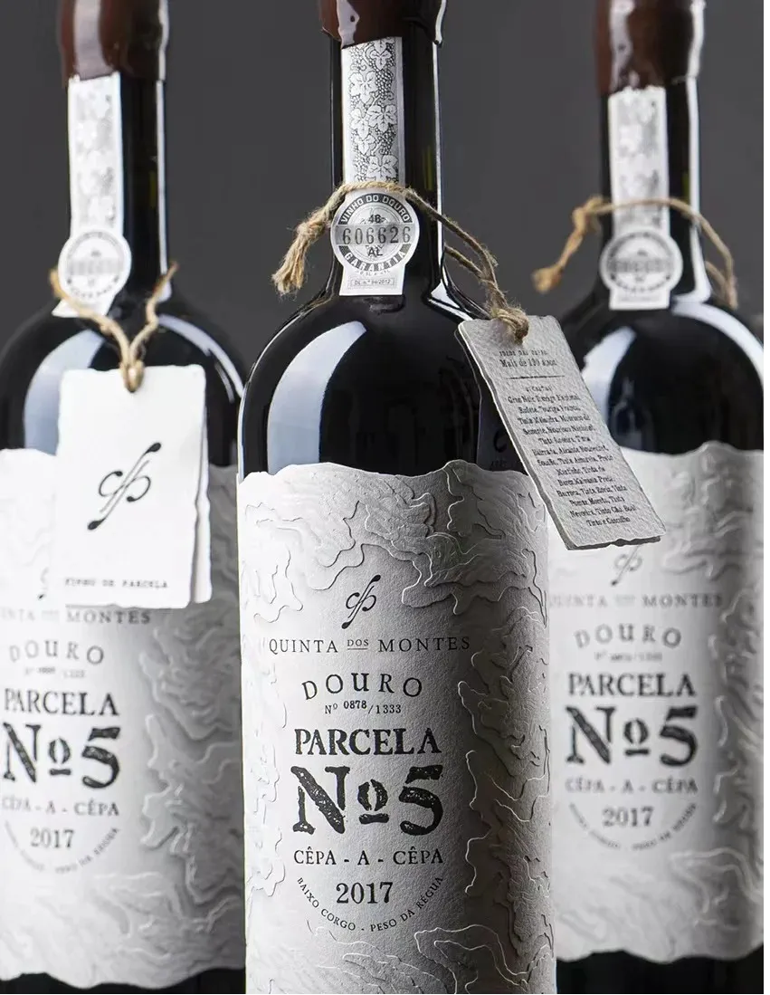 Etiqueta de botella de vino